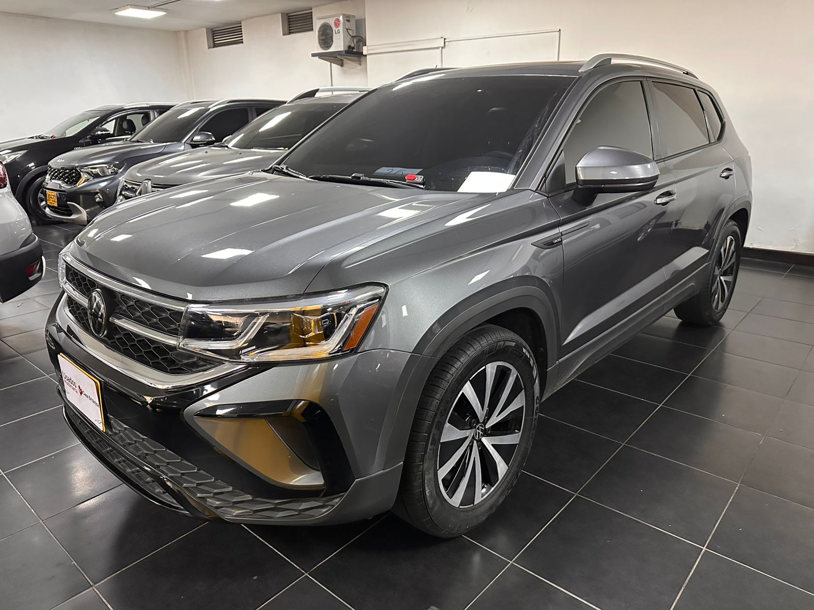 VOLKSWAGEN TAOS HIGHLINE AUTOMATICO 4X2 1400 MYY677