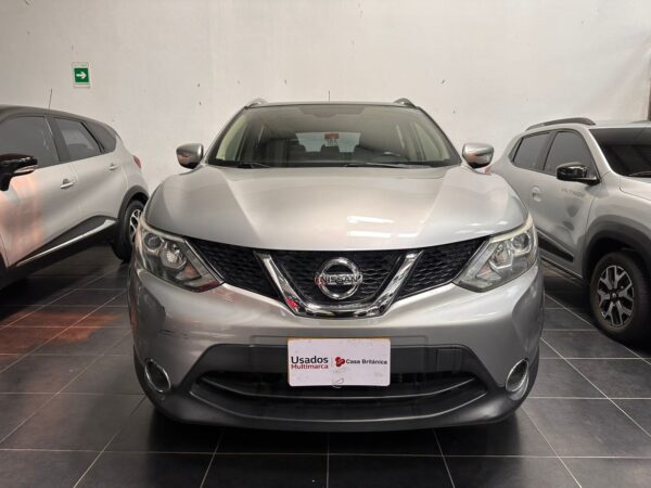 Nissan parte frente