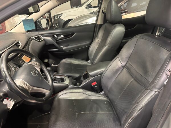 NISSAN QASHQAI EXCLUSIVE AT 4X2 2000 JCO877 - Imagen 10