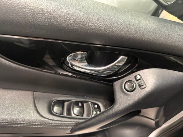 NISSAN QASHQAI EXCLUSIVE AT 4X2 2000 JCO877 - Imagen 11