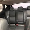 Nissan sillines dentro