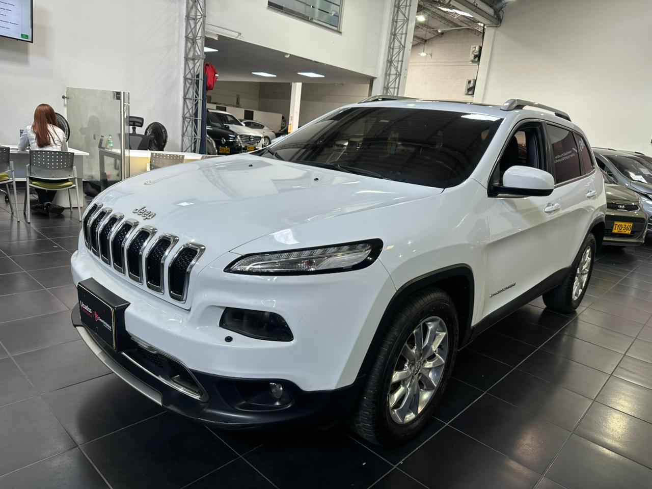 JEEP CHEROKEE LIMITED AT 4X4 3200 IHT796