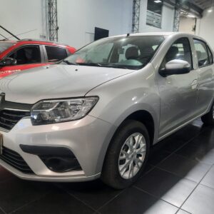 RENAULT LOGAN LIFE+ MT 4X2 1600 QMY686