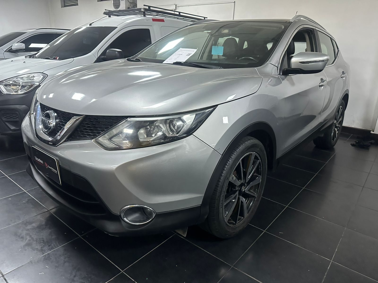 NISSAN QASHQAI EXCLUSIVE AT 4X4 2000 JCR593